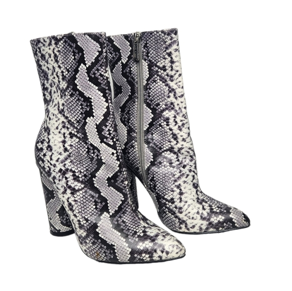 CAPE ROBBIN Snakeskin Ankle Point Toe Heeled Boots - Picture 11 of 12